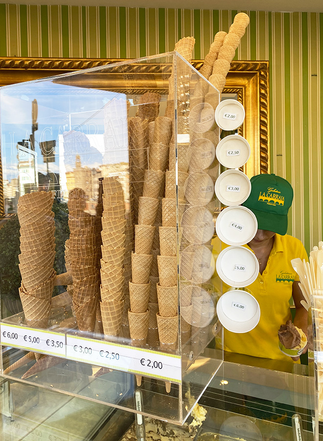 Variety of scoops at the gelateria La Carraia in Florence 