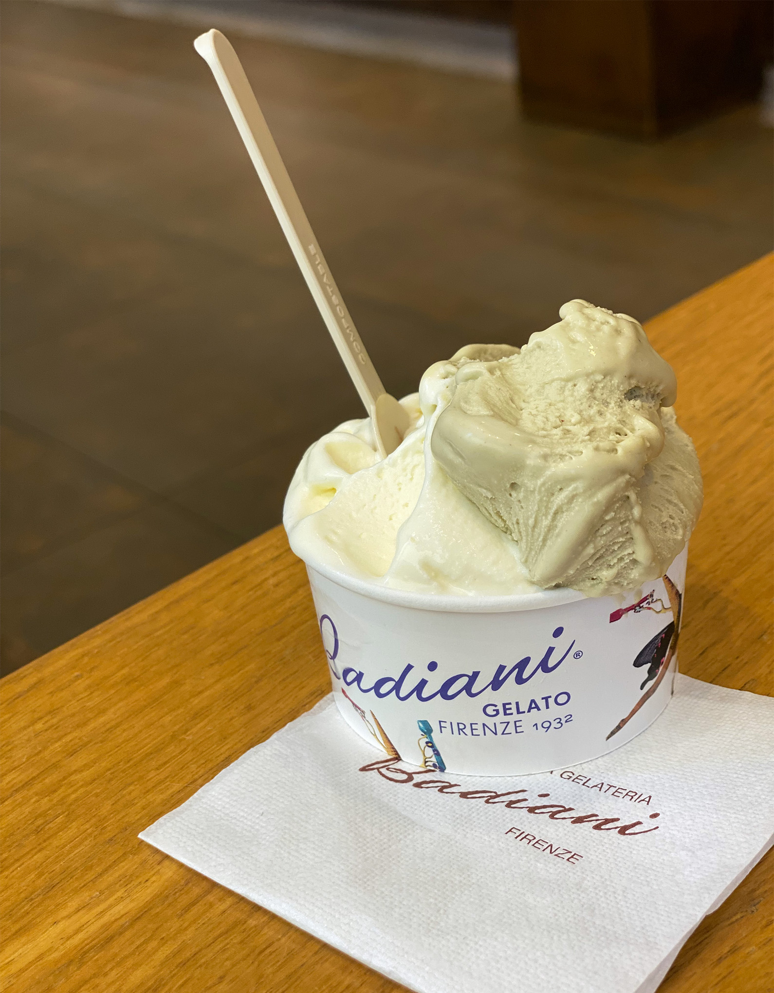 The famous gelato Buontalenti from the gelateria Badiani in Florence